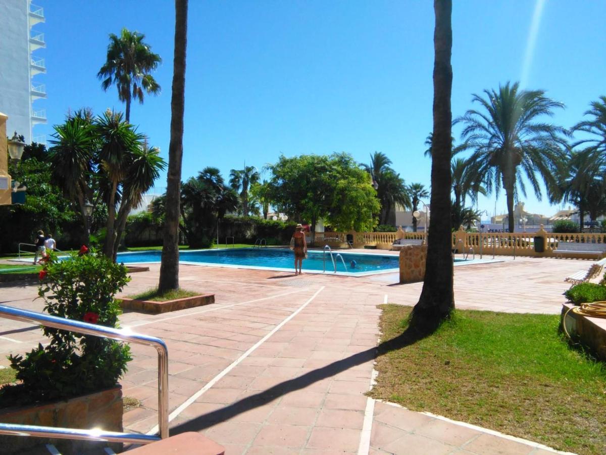 Apartamento With Sea & Mountain Views In - 60 Sqm + Pool Benalmádena