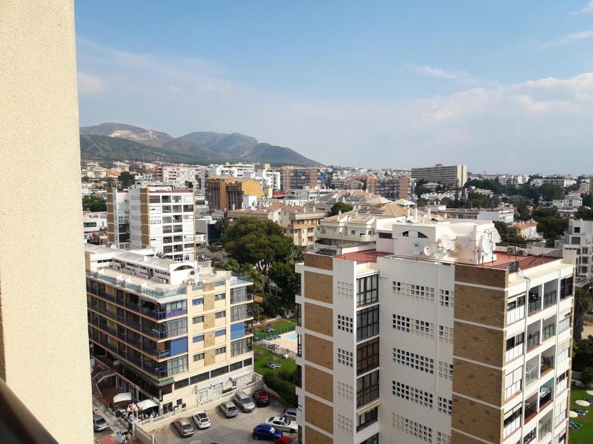 With Sea & Mountain Views In - 60 Sqm + Pool Apartamento Benalmádena