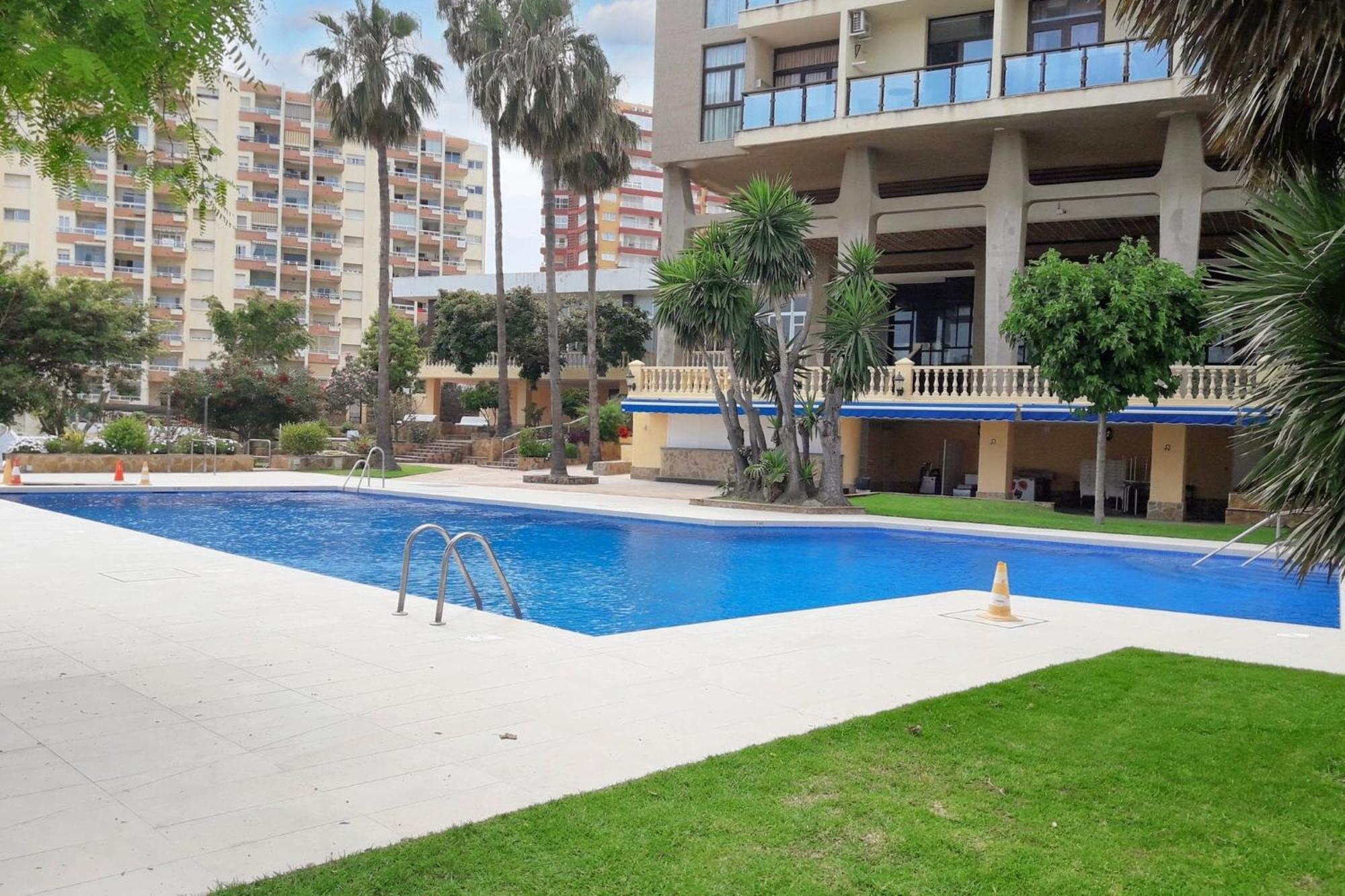 Apartamento With Sea & Mountain Views In - 60 Sqm + Pool *